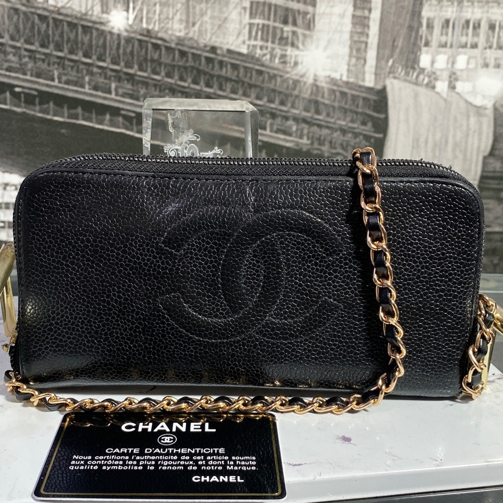 Authentic CHANEL Black Caviar Leather Timeless CC Wallet - Picture 5 of 16